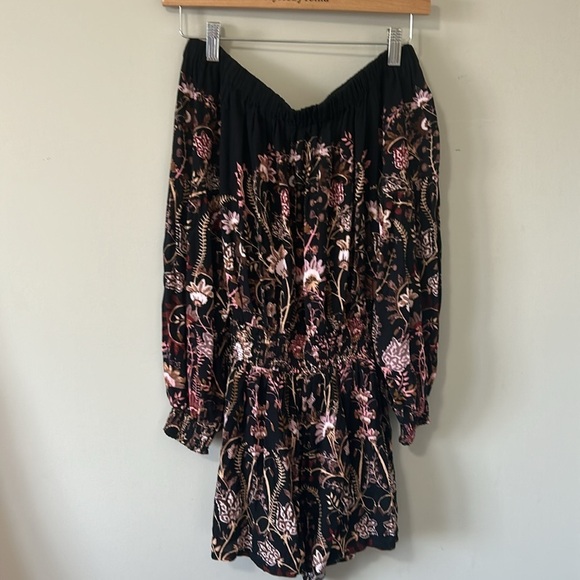 Free People Pretty and Free Open Back Romper Floral Black Pink Sz S - Picture 4 of 11